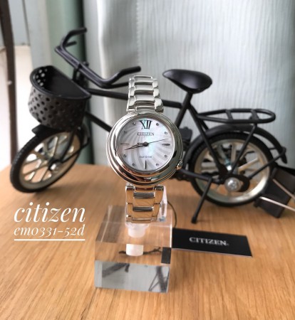 Citizen EM0331-52D